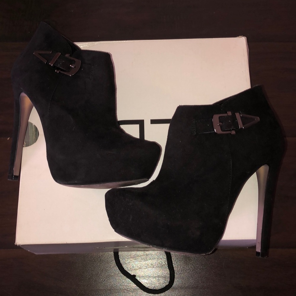 AlDO Black Ankle Booties Heels - Picture 1 of 8